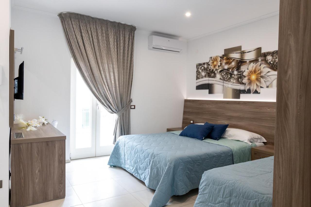 Mary VI Rooms Peschici Zewnętrze zdjęcie